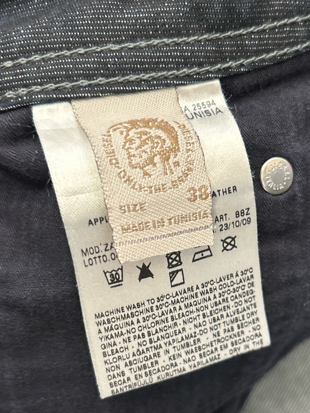 Diesel Men's Black Jeans - Size 38x34